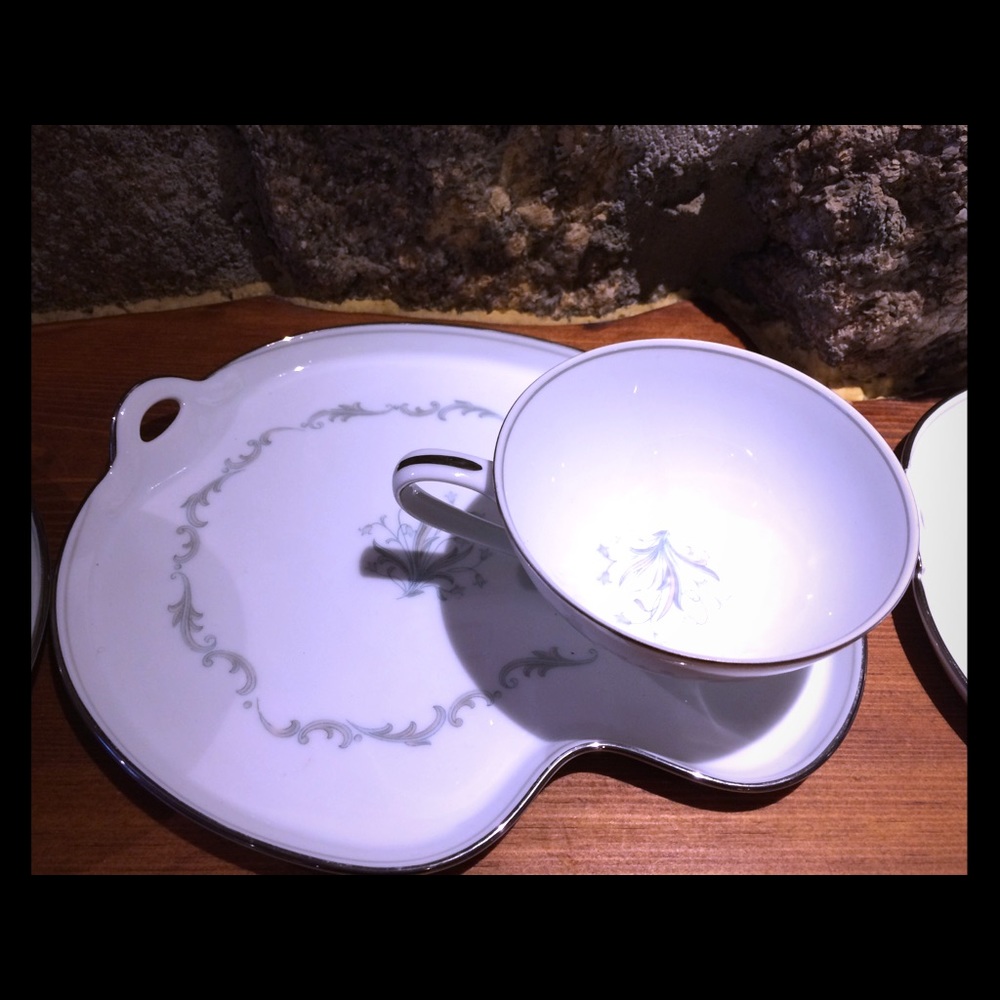 Noritake tea and cake set. Porcelain.